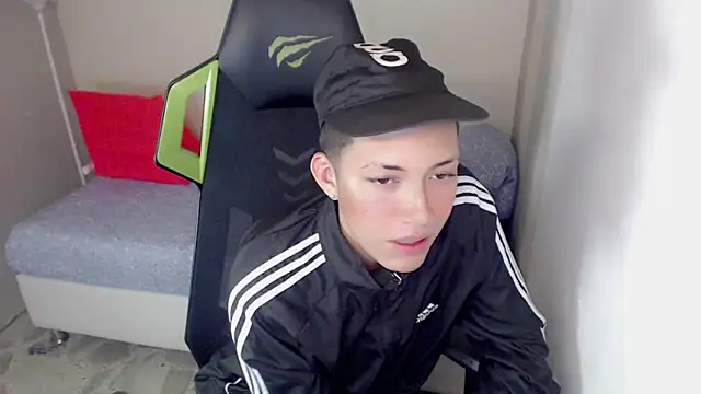 Street poemm  online show from March 18, 10:21 pm