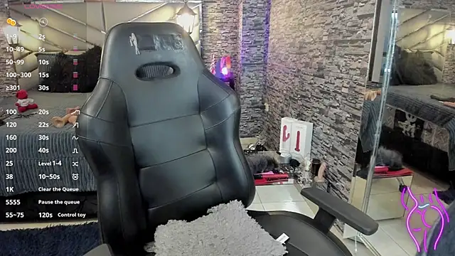 Nicolle Doll  online show from March 19, 8:20 pm