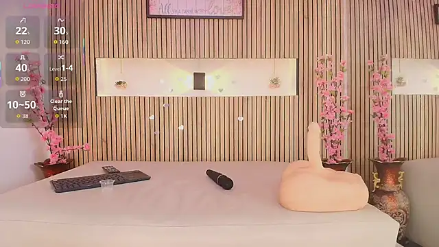 Iris Black online show from March 7, 1:27 pm