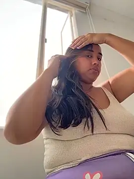 Eyssha online show from April 8, 12:39 pm