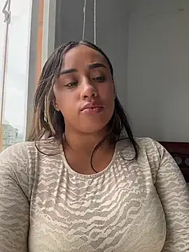 Eyssha online show from April 13, 3:27 pm