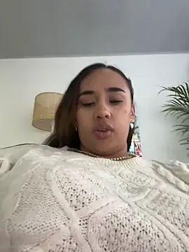 Eyssha online show from February 24, 10:43 pm