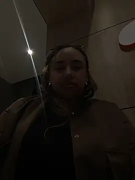 Eyssha online show from April 8, 12:34 am