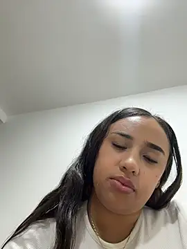 Eyssha online show from February 28, 4:45 am