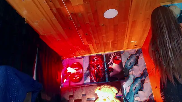 NikollThoms online show from April 17, 11:46 am