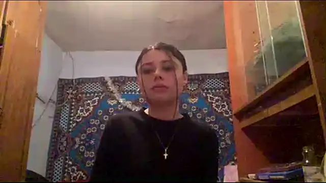 SunnyServano online show from April 23, 1:24 pm