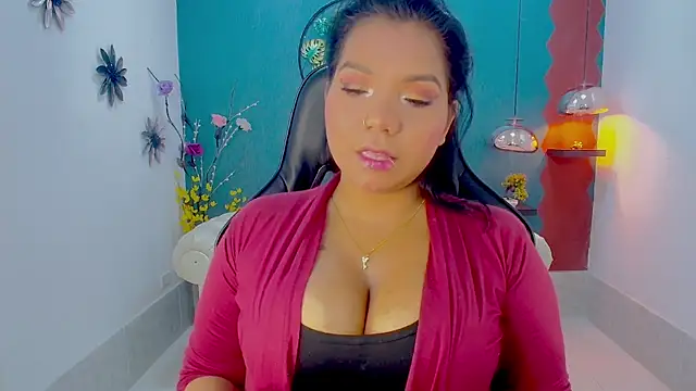 Snapshot of Elizabeth_Suan_ chatting on May 10, 12:20 pm Elizabeth Suan online show from May 10, 12:20 pm