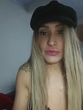Snapshot of anajulia10 chatting on July 8, 2:24 am anajulia10 online show from July 8, 2:24 am