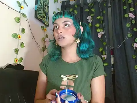 powderblu69 online show from March 16, 11:51 pm