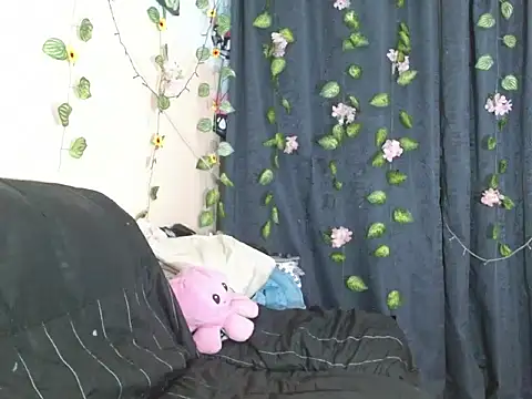 powderblu69 online show from March 27, 9:27 pm