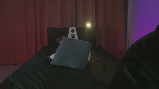 ishtar bloom online show from March 27, 12:08 am