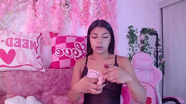 Snapshot of Ana__grace chatting on June 21, 8:47 pm Ana grace online show from June 21, 8:47 pm