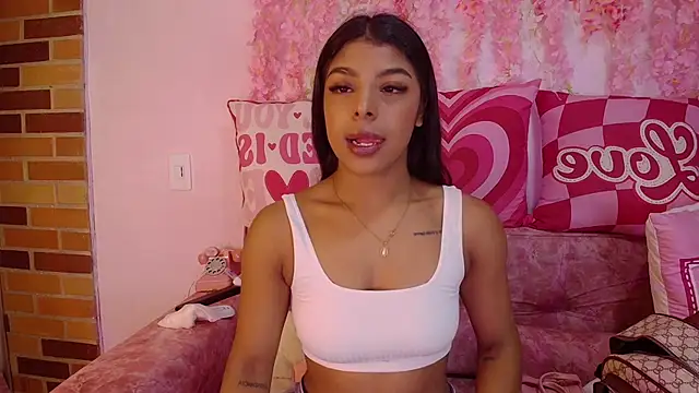 Snapshot of Ana__grace chatting on June 25, 1:14 am Ana grace online show from June 25, 1:14 am