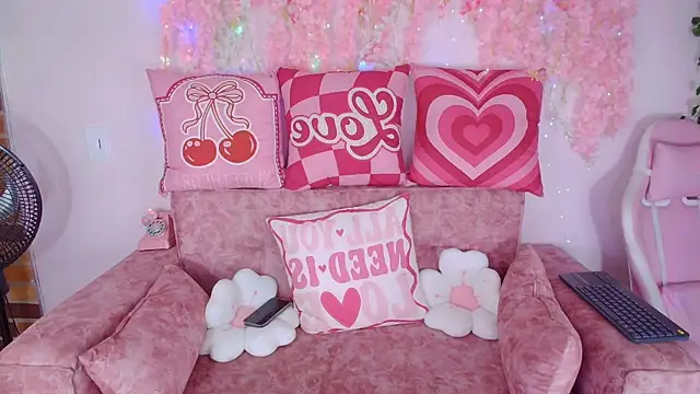 Ana  grace online show from May 6, 3:54 am