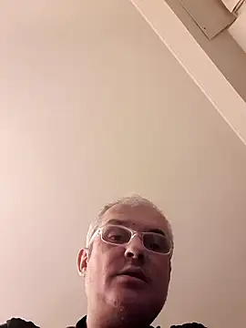 Snapshot of gerri1 chatting on February 27, 9:25 pm gerri1 online show from February 27, 9:25 pm