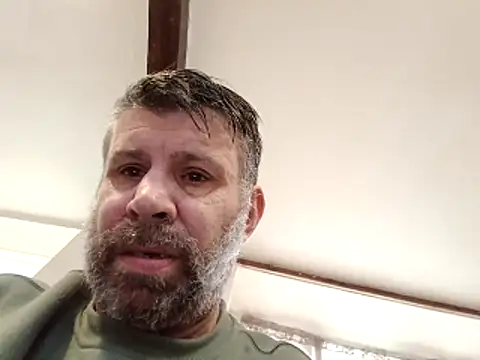 stud2512 online show from April 10, 4:14 pm