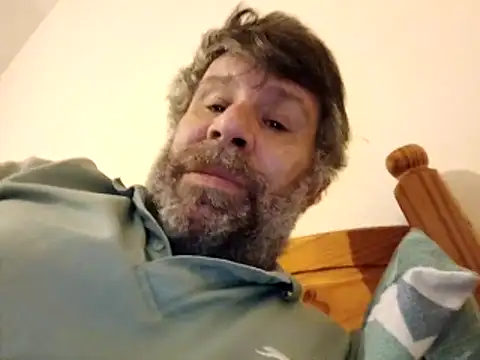 stud2512 online show from March 1, 4:29 pm