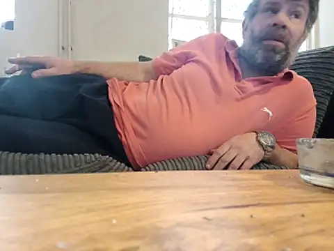 stud2512 online show from March 4, 10:01 am