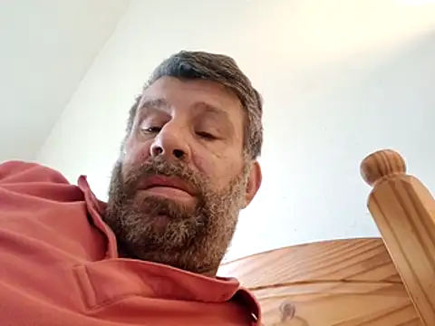 stud2512 online show from April 17, 9:45 am