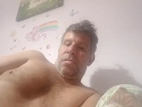 stud2512 online show from June 19, 8:25 pm