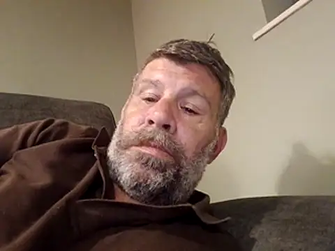 Snapshot of stud2512 chatting on May 24, 8:31 pm stud2512 online show from May 24, 8:31 pm