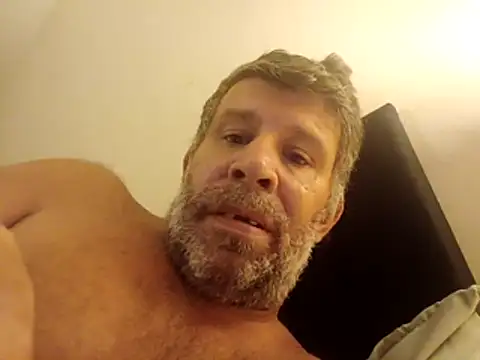 stud2512 online show from July 4, 9:52 pm