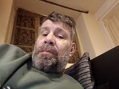 stud2512 online show from March 20, 8:10 pm