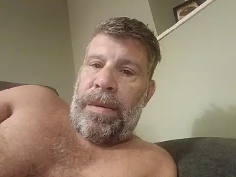 Snapshot of stud2512 chatting on May 19, 9:00 pm stud2512 online show from May 19, 9:00 pm