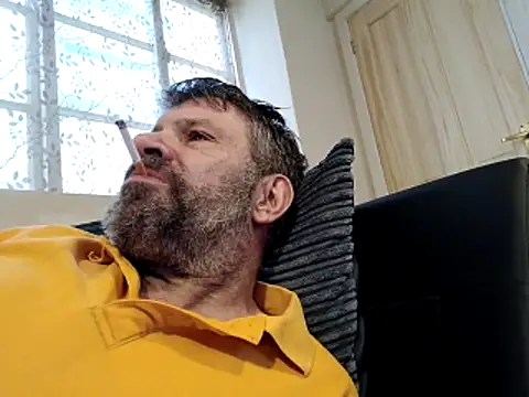 stud2512 online show from April 13, 4:11 pm