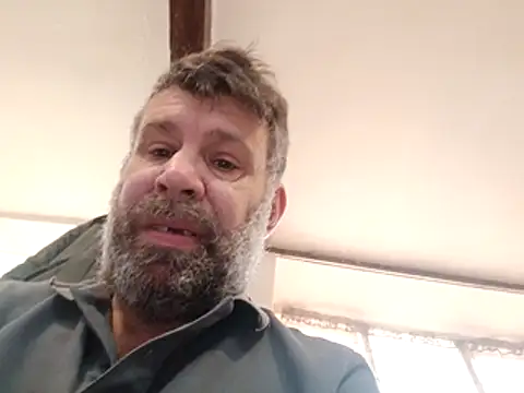 stud2512 online show from April 2, 7:26 am