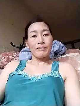 lris-Beauty77 online show from April 15, 2:32 pm