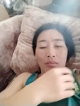 lris-Beauty77 online show from March 11, 7:24 am