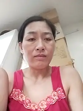 lris-Beauty77 online show from April 8, 3:24 pm