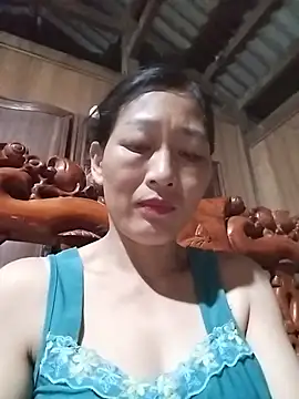 Snapshot of lris-Beauty77 chatting on July 8, 9:15 pm lris-Beauty77 online show from July 8, 9:15 pm