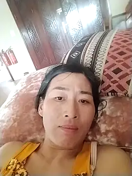 lris-Beauty77 online show from April 1, 7:20 am