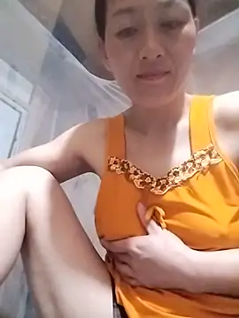 lris-Beauty77 online show from May 21, 9:34 pm