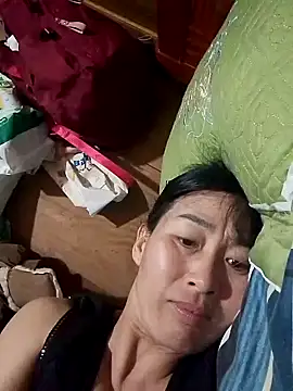 lris-Beauty77 online show from February 21, 2:41 pm