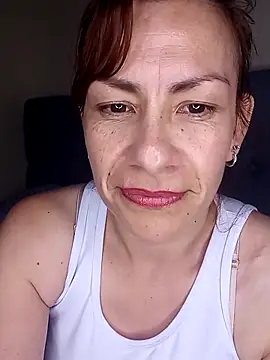 ivonnahills online show from March 24, 2:22 am