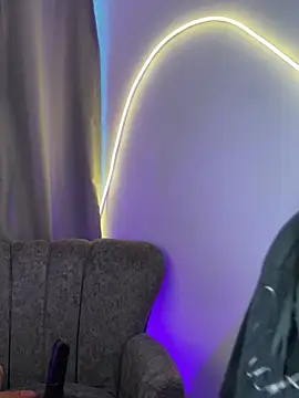 Dasha Be online show from March 3, 9:33 pm