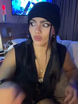 emilyRosett online show from April 8, 4:58 am