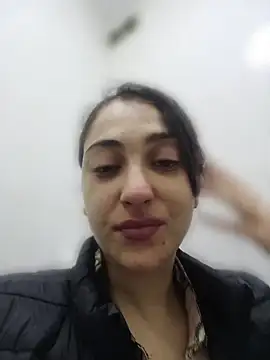 Snapshot of lagatitacantabra chatting on April 25, 7:44 pm lagatitacantabra online show from April 25, 7:44 pm
