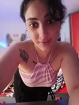 Snapshot of lagatitacantabra chatting on May 2, 12:32 pm lagatitacantabra online show from May 2, 12:32 pm