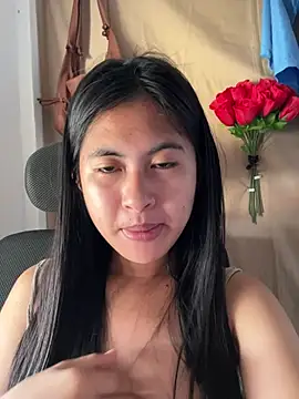 Snapshot of pretty_sexy_girl18 chatting on February 21, 4:14 am pretty sexy girl18 online show from February 21, 4:14 am