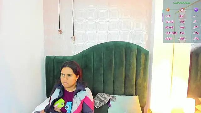 Renata Love online show from February 24, 12:06 pm