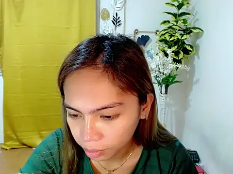 ur asianhotleah online show from March 23, 8:08 pm
