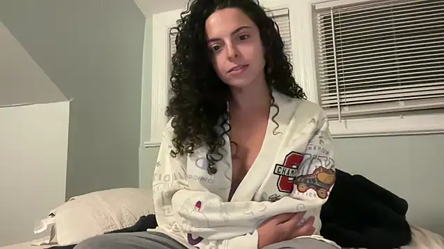 Snapshot of mimilovesdaddy chatting on March 12, 3:12 am mimilovesdaddy online show from March 12, 3:12 am