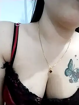 Snapshot of Kiki-vn chatting on March 1, 2:17 pm Kiki-vn online show from March 1, 2:17 pm