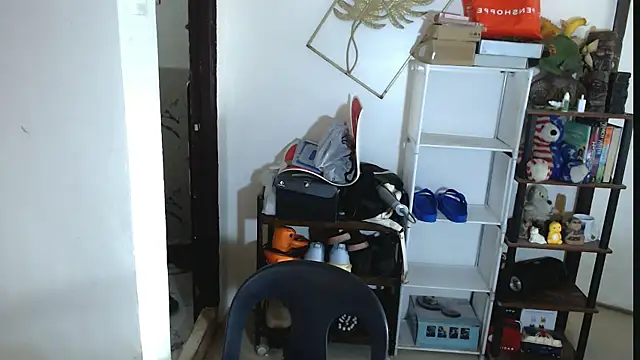 sweetasian zoe online show from May 13, 7:04 am