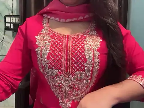 Avneet kaurr1 online show from May 10, 2:15 am