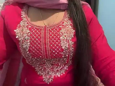 Avneet kaurr1 online show from March 1, 1:49 am